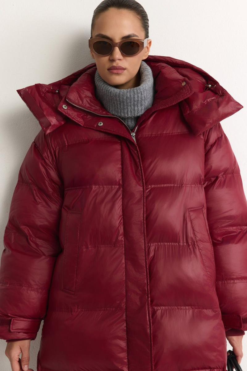Пуховик с капюшоном TOPTOP, цвет: Бордовый, TTS.042.18556.330 купить онлайн