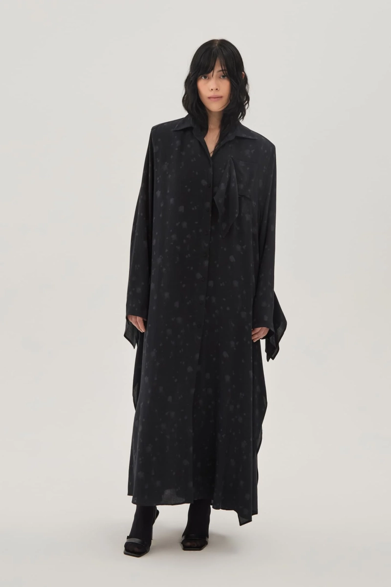 Платье в размытые цветы UNKE, цвет: Черный, 2601D012V_BL купить онлайн