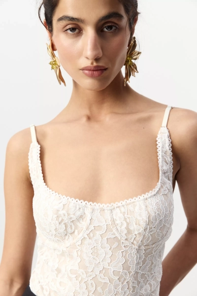 Боди из кружева Charmstore, цвет: молочный, 103-476112-111 купить онлайн