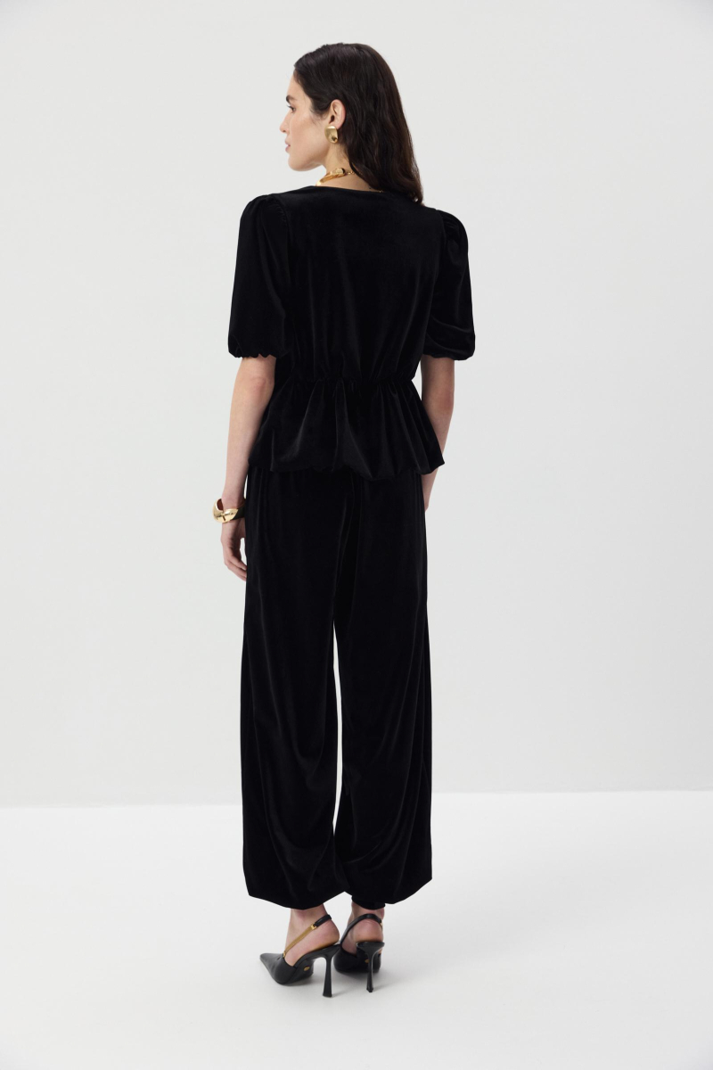 Блуза из бархата Charmstore, цвет: Черный, 102-48542-880 купить онлайн