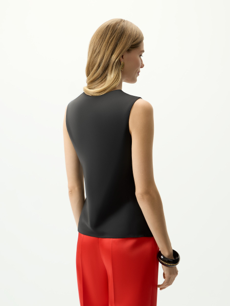 Атласный топ с шелковистым блеском