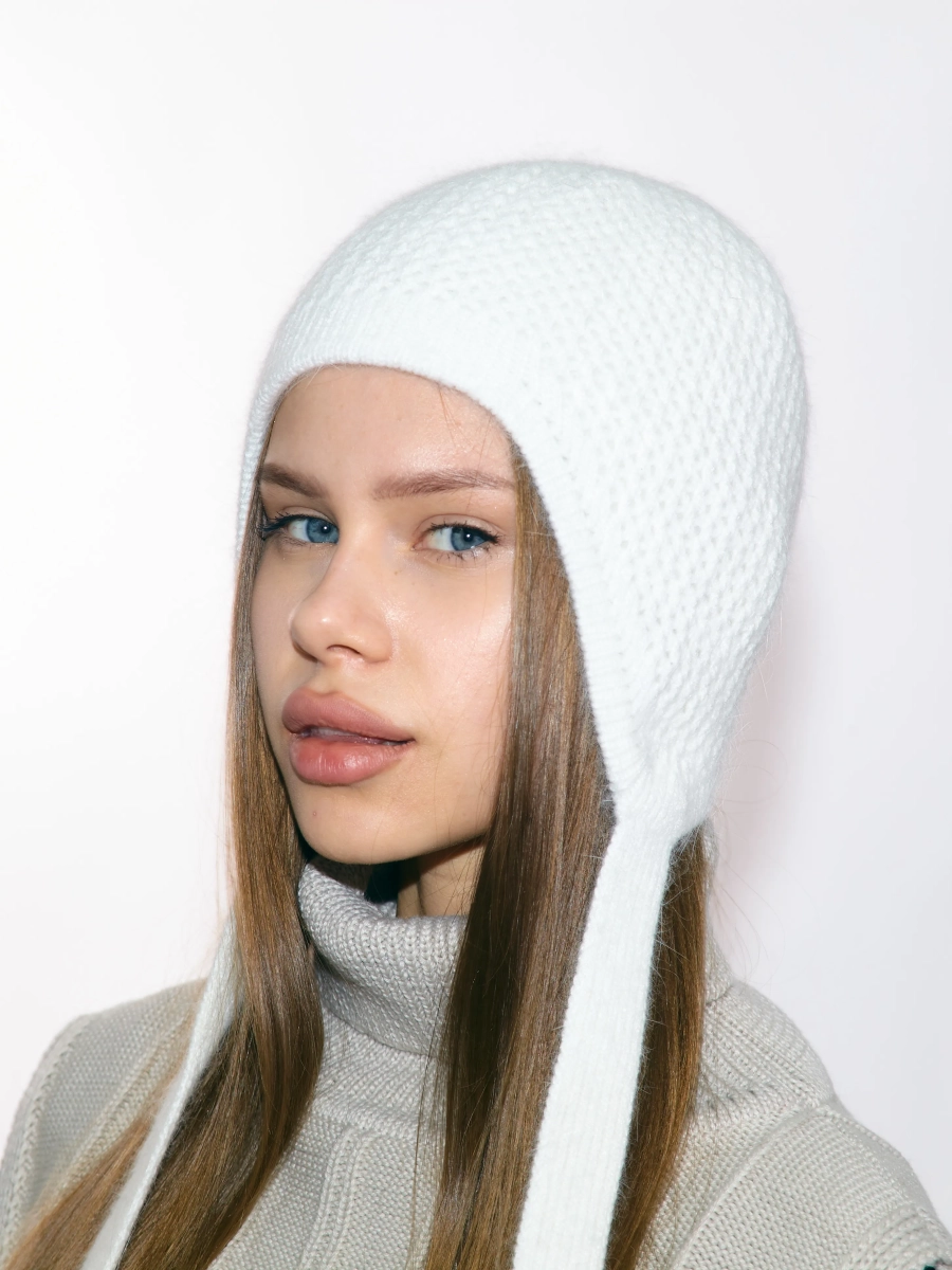 Чепчик на завязках вязка ажурная LIBERT'A, цвет: белый 00006 купить онлайн