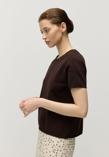 Джемпер-футболка с акцентными плечами AROUND, цвет: горький шоколад, 219_132V03 купить онлайн