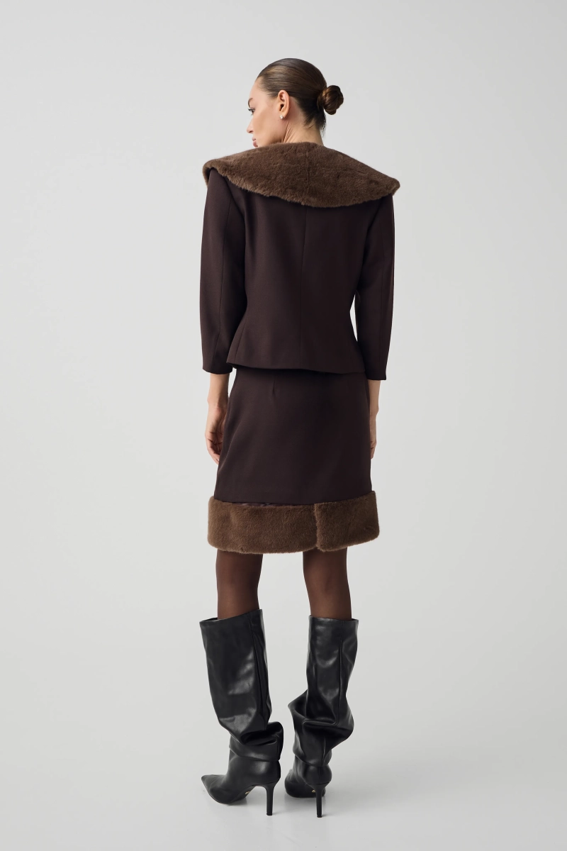 Жакет со съемным воротником Shtripling, цвет: шоколадный, SHJKT007CHK купить онлайн