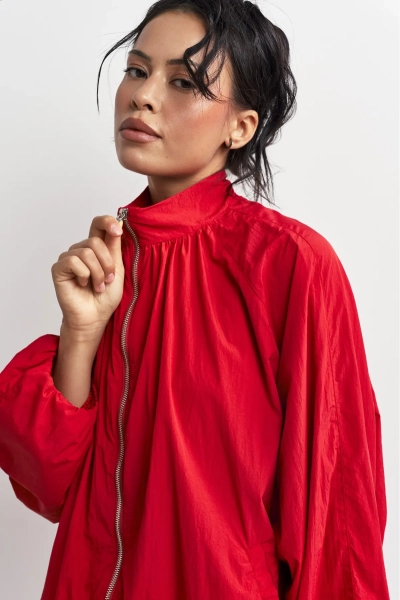 Олимпийка из плащевки Erist store, цвет: красный, НФ-00003395 купить онлайн