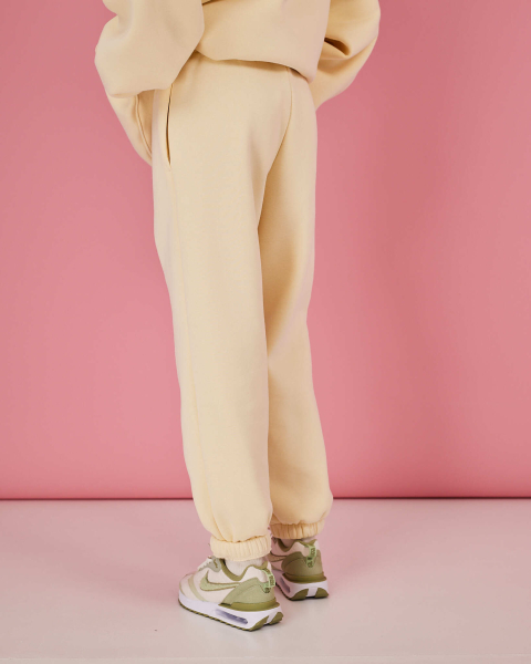 Джоггеры сливочное масло TABOO, цвет: Желтый, DG09 купить онлайн