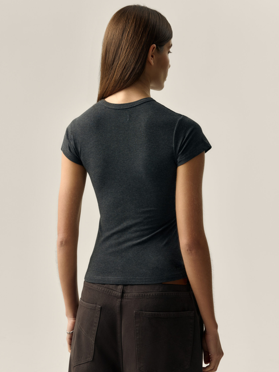 Футболка Unbound basic NAIPACHE, цвет: Черный,  купить онлайн