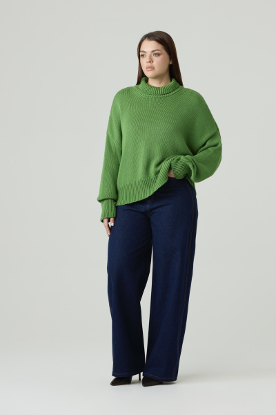 Свитер вязаный