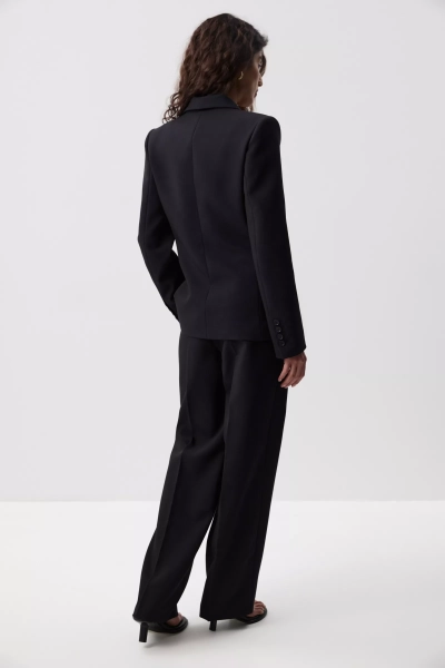 Жакет приталенный Charmstore, цвет: Черный, 109-556103-880 купить онлайн