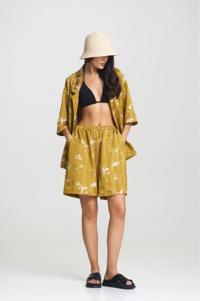 Костюм с шортами Asian mood Golden Erist store, цвет: золотой НФ-00002465 |новая коллекция купить онлайн