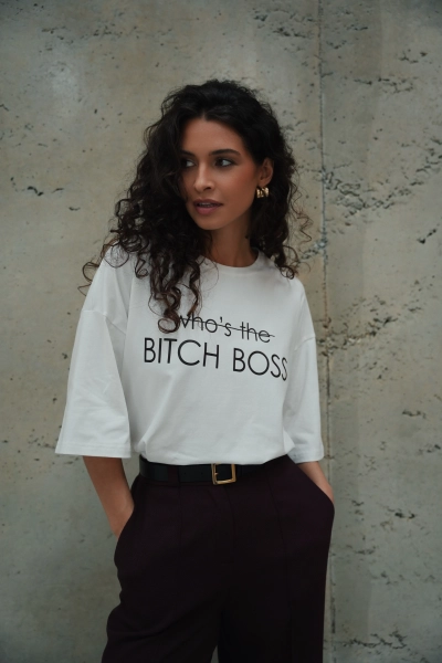 Футболка BITCH BOSS WHO'S THE BOSS, цвет: экрю  |новая коллекция купить онлайн