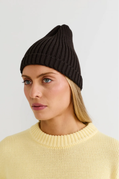 Шапка весенняя