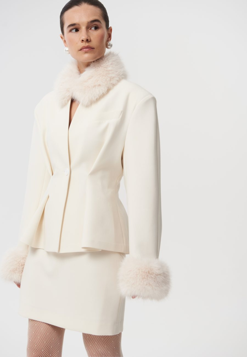 Воротник из меха «Sphinx» CHUBA, цвет: молочный  купить онлайн