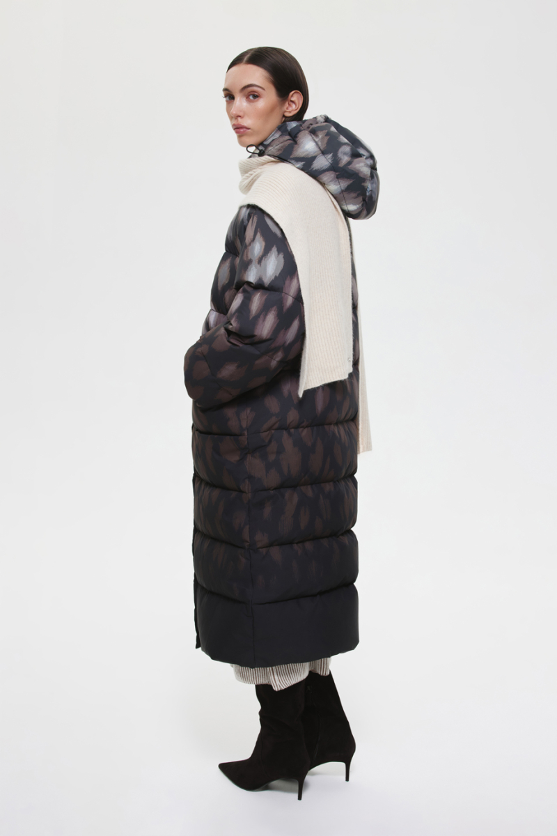 Пуховое пальто DREAMS BY ALENA AKHMADULLINA, цвет: Черный, 225101020504250/203000 купить онлайн