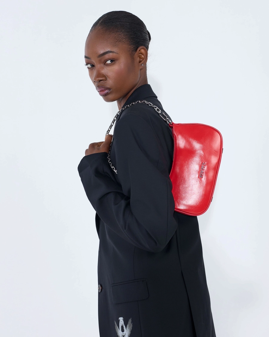 Сумка на цепочке SHINY RED