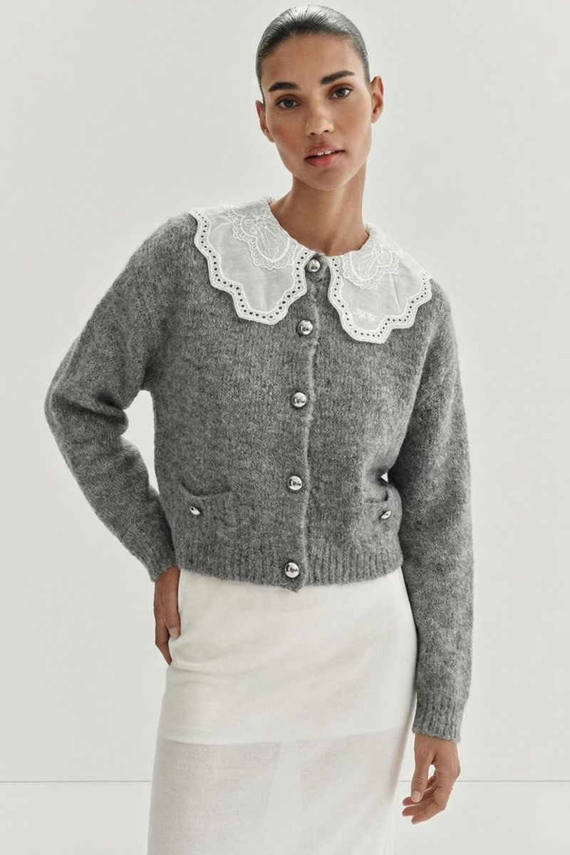Кардиган с кружевным воротником