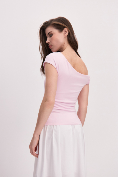 Топ с открытым плечом Charmstore, цвет: розовый, 214-31365-221 купить онлайн