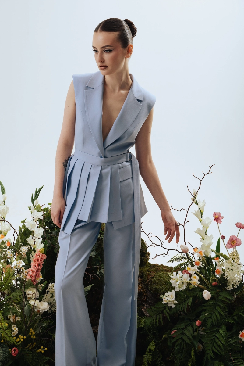 Жилет "Верочка" CHUBA, цвет: голубой,  купить онлайн