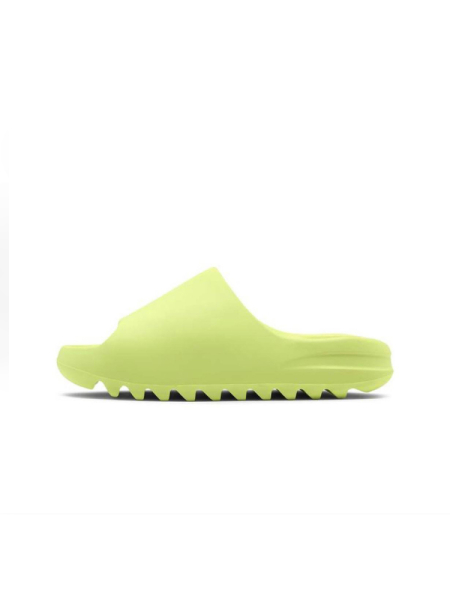 Сланцы Yeezy Slide