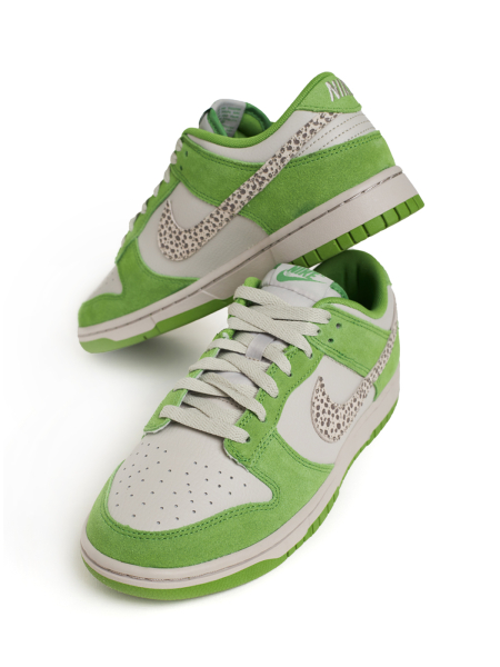 Кроссовки мужские Nike Dunk Low "Safari Swoosh Chlorophyll" NKDADDYS SNEAKERS, цвет: САЛАТОВЫЙ DR0156-300 купить онлайн