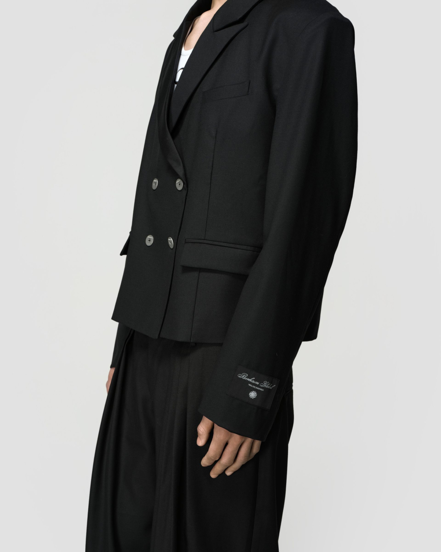 Пиджак Shortened Blazer Berhasm, цвет: Черный bla24-8-black |новая коллекция купить онлайн