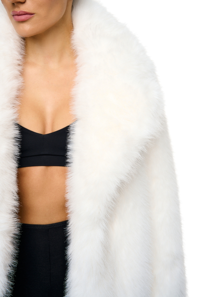Шуба короткая из искусственного меха SODAMODA, цвет: белый, 15771 купить онлайн
