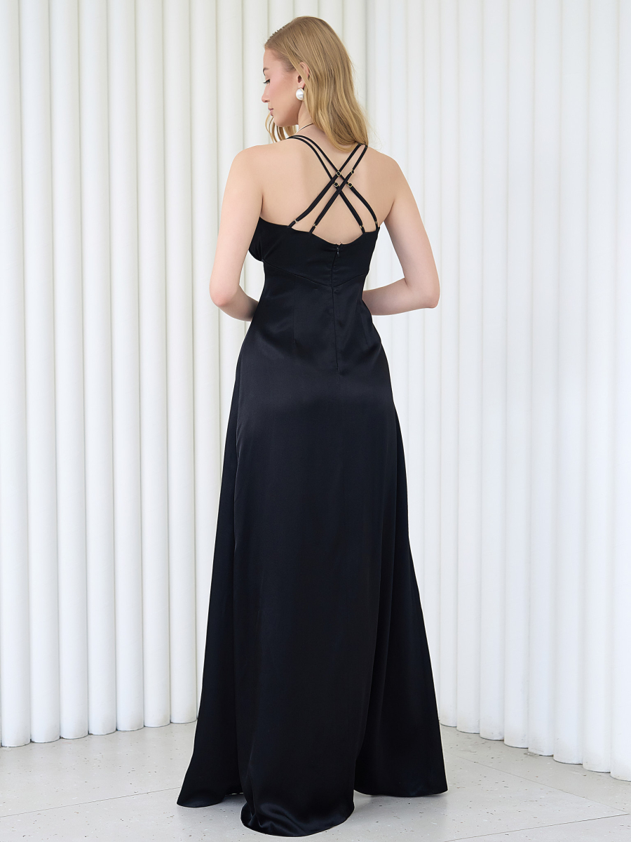 Платье-комбинация с разрезом