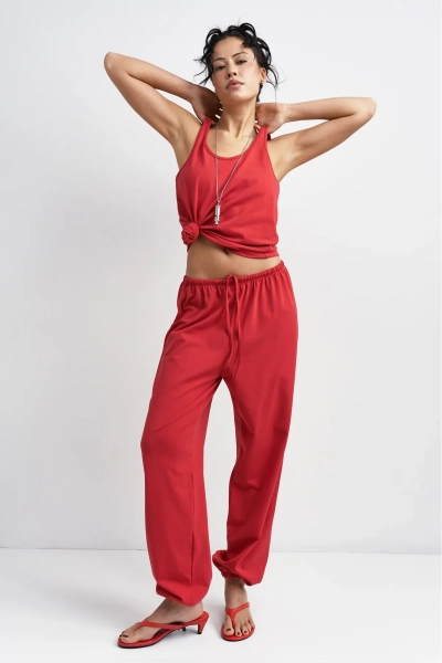 Брюки из кулирки Erist store, цвет: красный,  купить онлайн