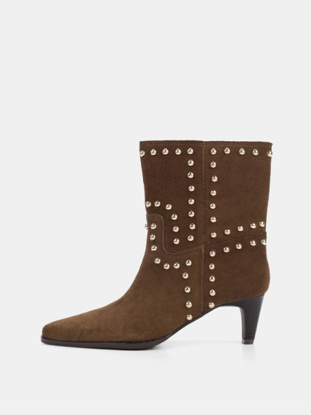 Ботильоны коричневые с золотыми клепками