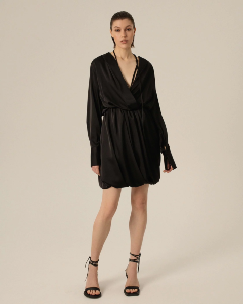 Платье из атласа мини