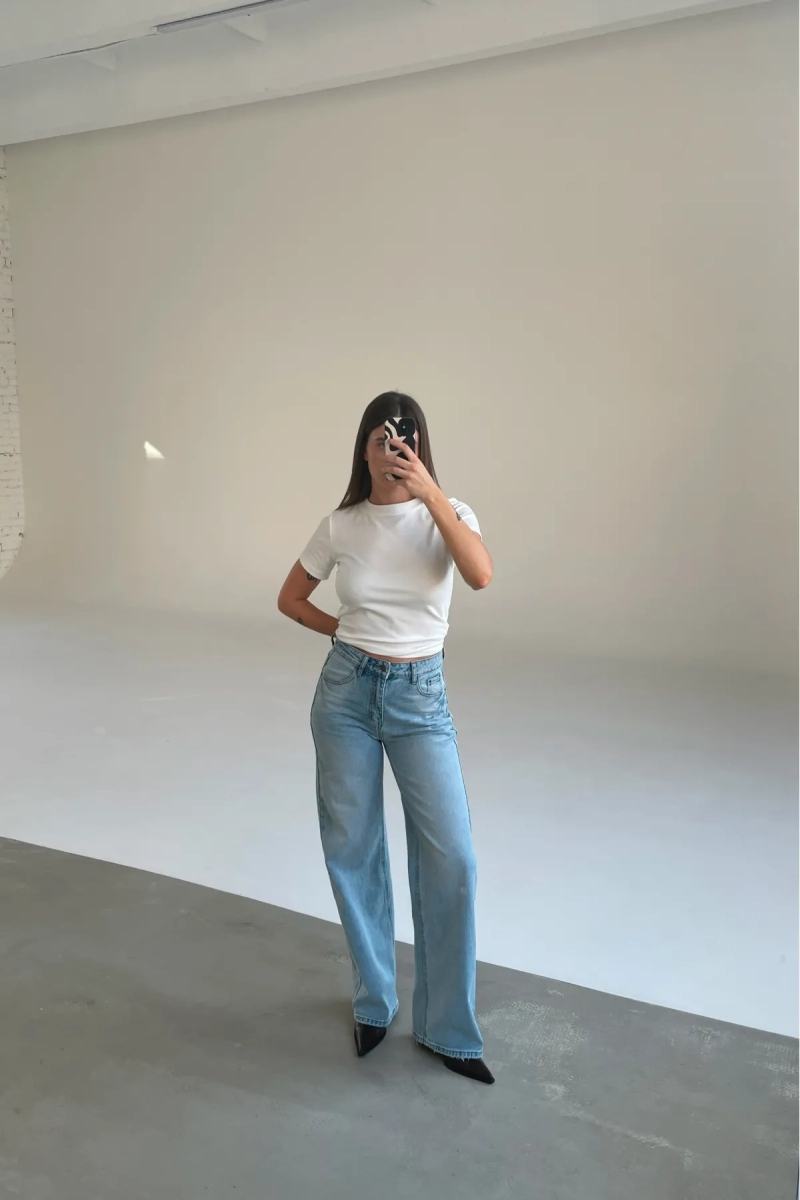 Джинсы прямые