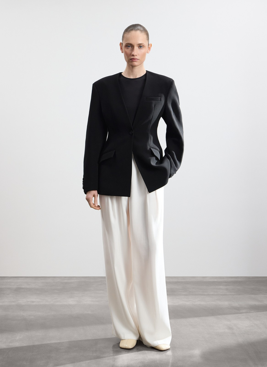 Жакет приталенный с объемным рукавом ALL WE NEED, цвет: Черный,  купить онлайн