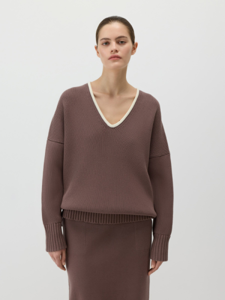 Удлиненный пуловер