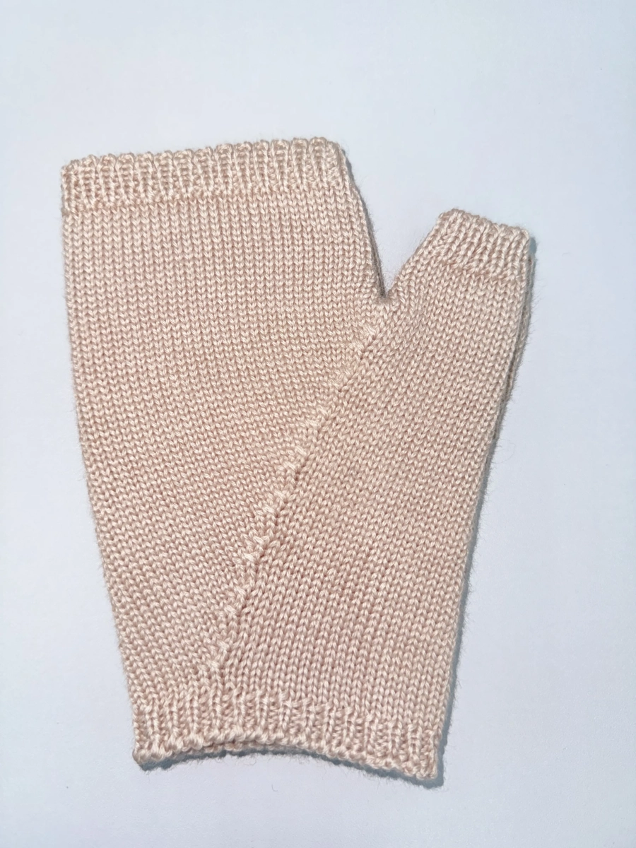 Митенки вязаные LIBERT'A, цвет: пудровый беж 18122025001 купить онлайн