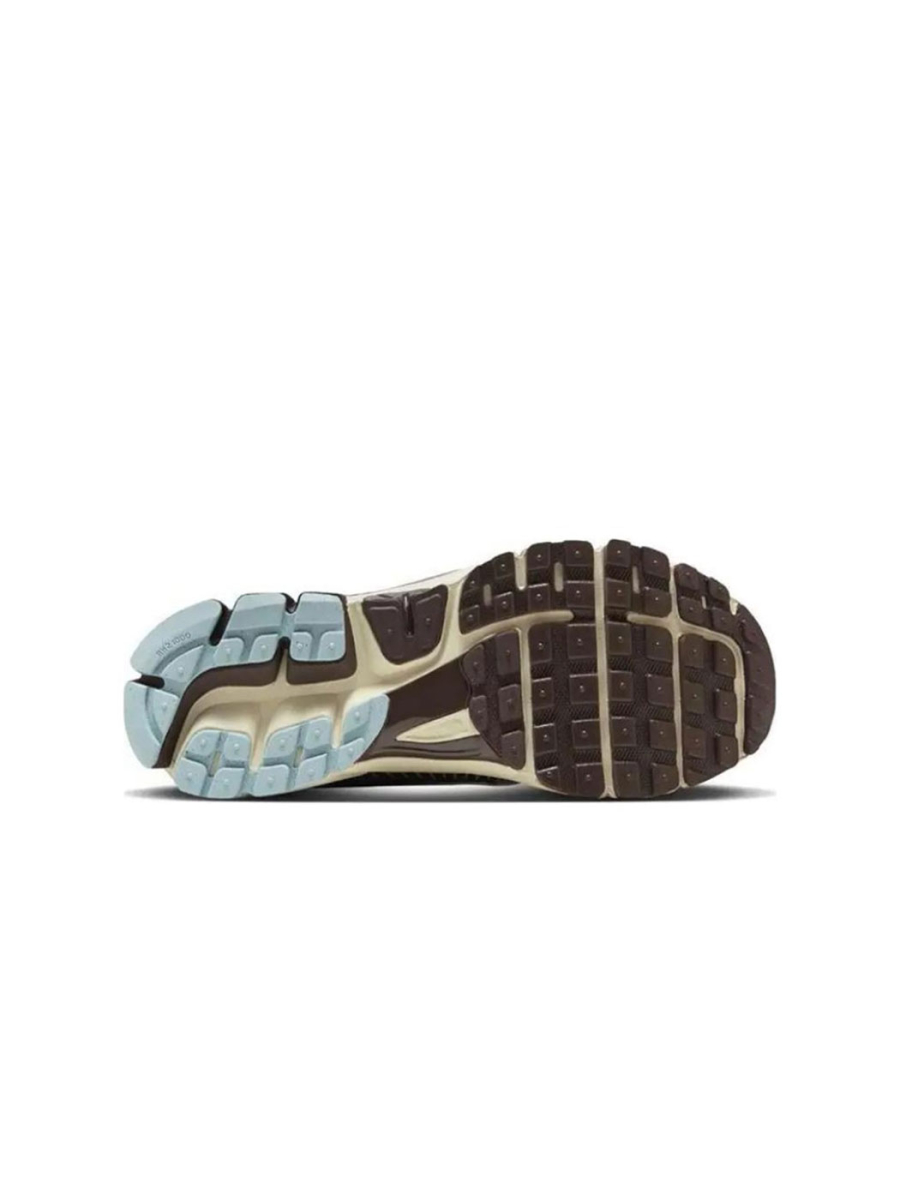 Кроссовки унисекс Nike Air Zoom Vomero 5 "Earth Fossil"