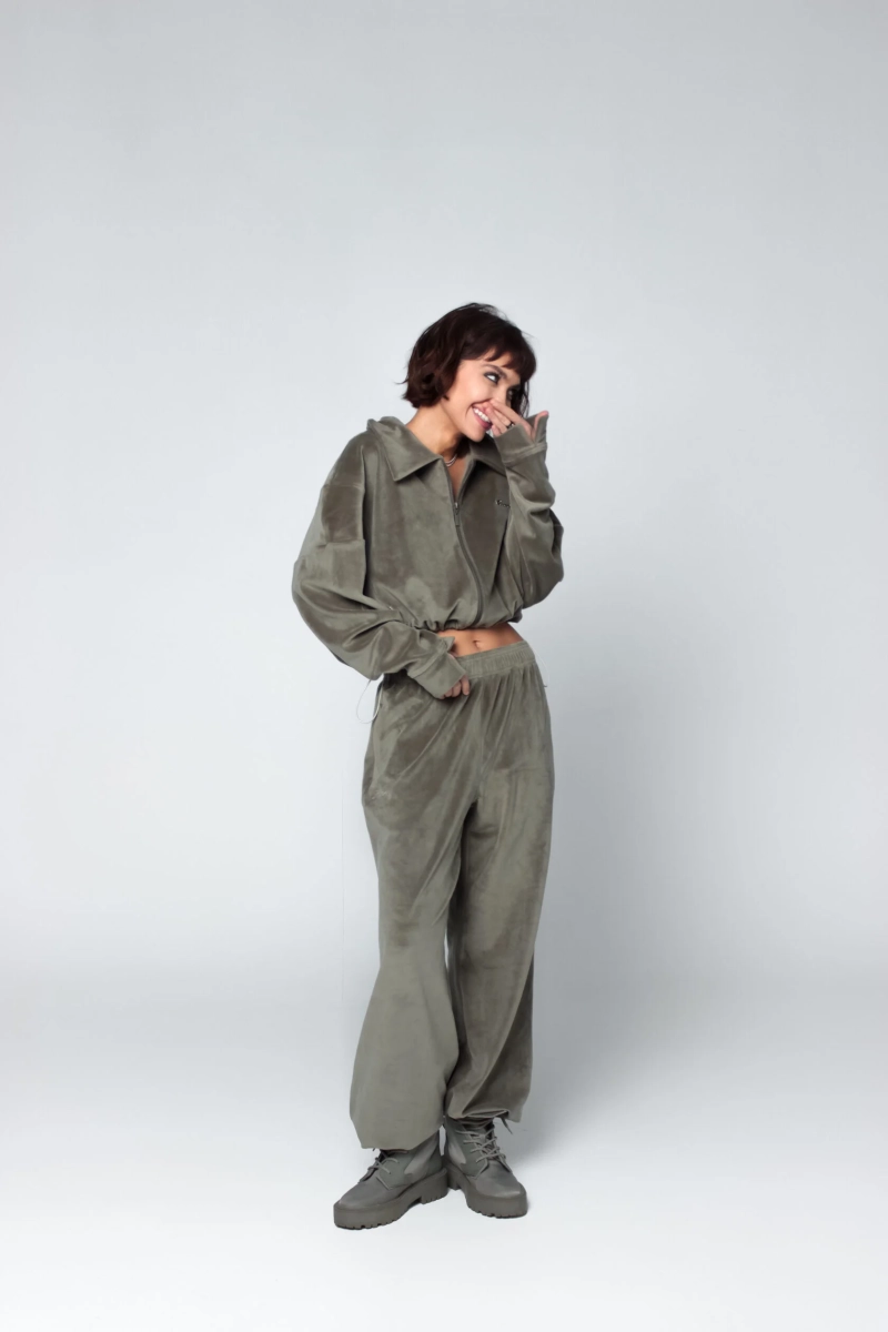 Бомбер велюр SPECIAL GARCHIT, цвет: olive, GARVelBombSpKh купить онлайн