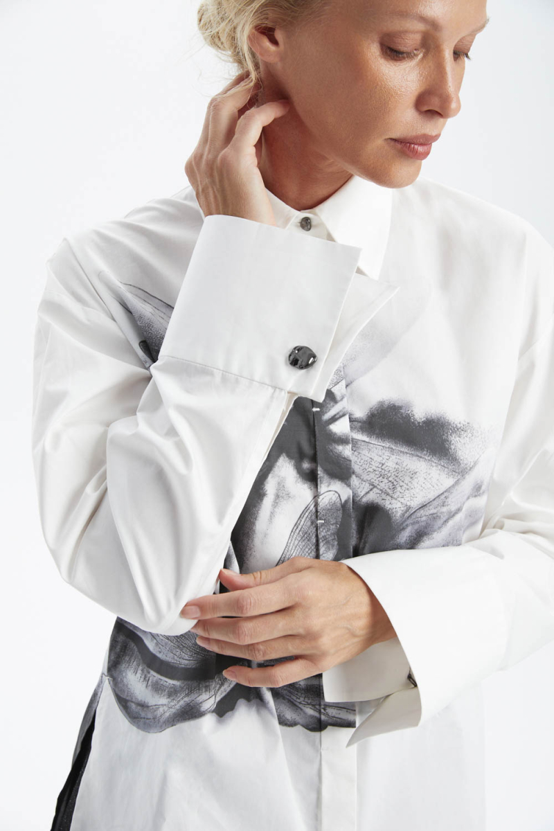 Рубашка M.REASON, цвет: молочный, 13.7407.25.P2015.22 W26 купить онлайн