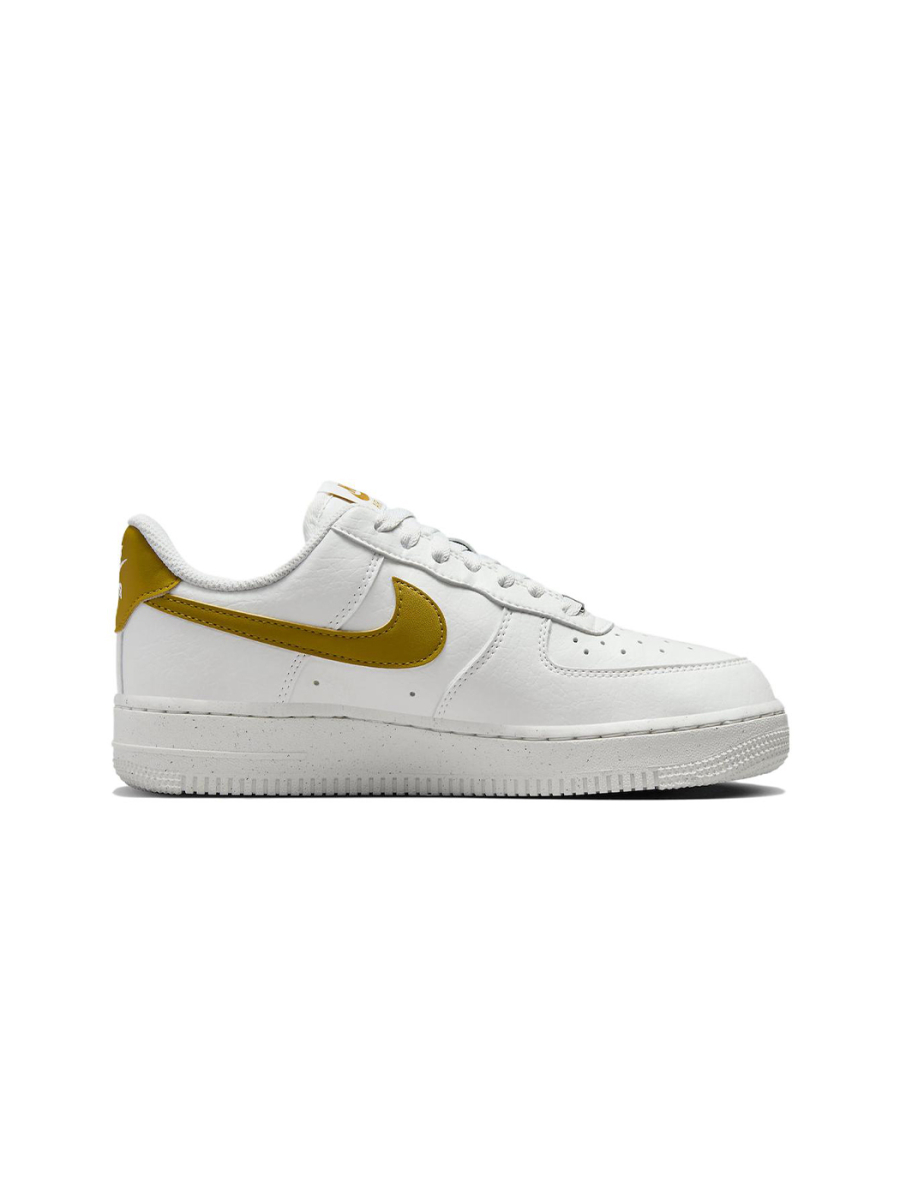 Кроссовки женские Nike Air Force 1 '07 SE "Bronzine" NKDADDYS SNEAKERS, цвет: белый DV3808-101 купить онлайн