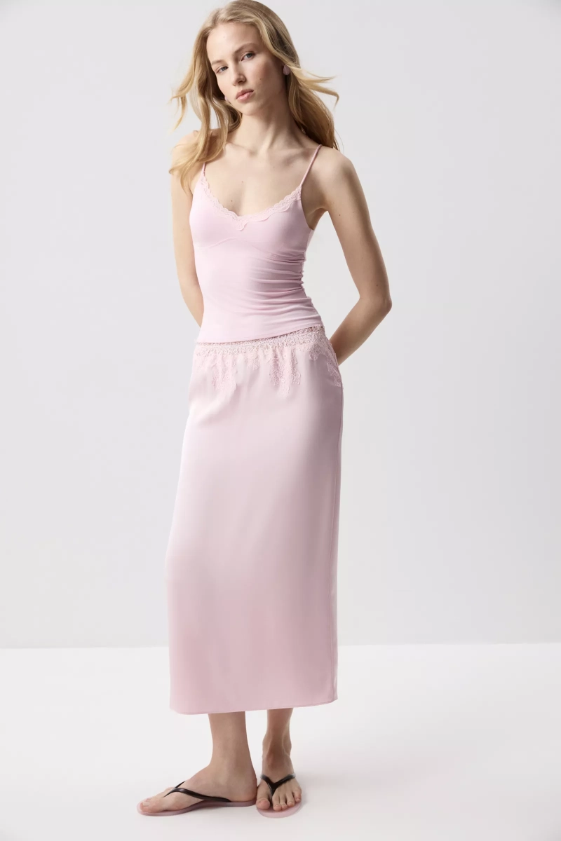 Топ с кружевом из вискозы Charmstore, цвет: светло-розовый, 214-57165-224 купить онлайн