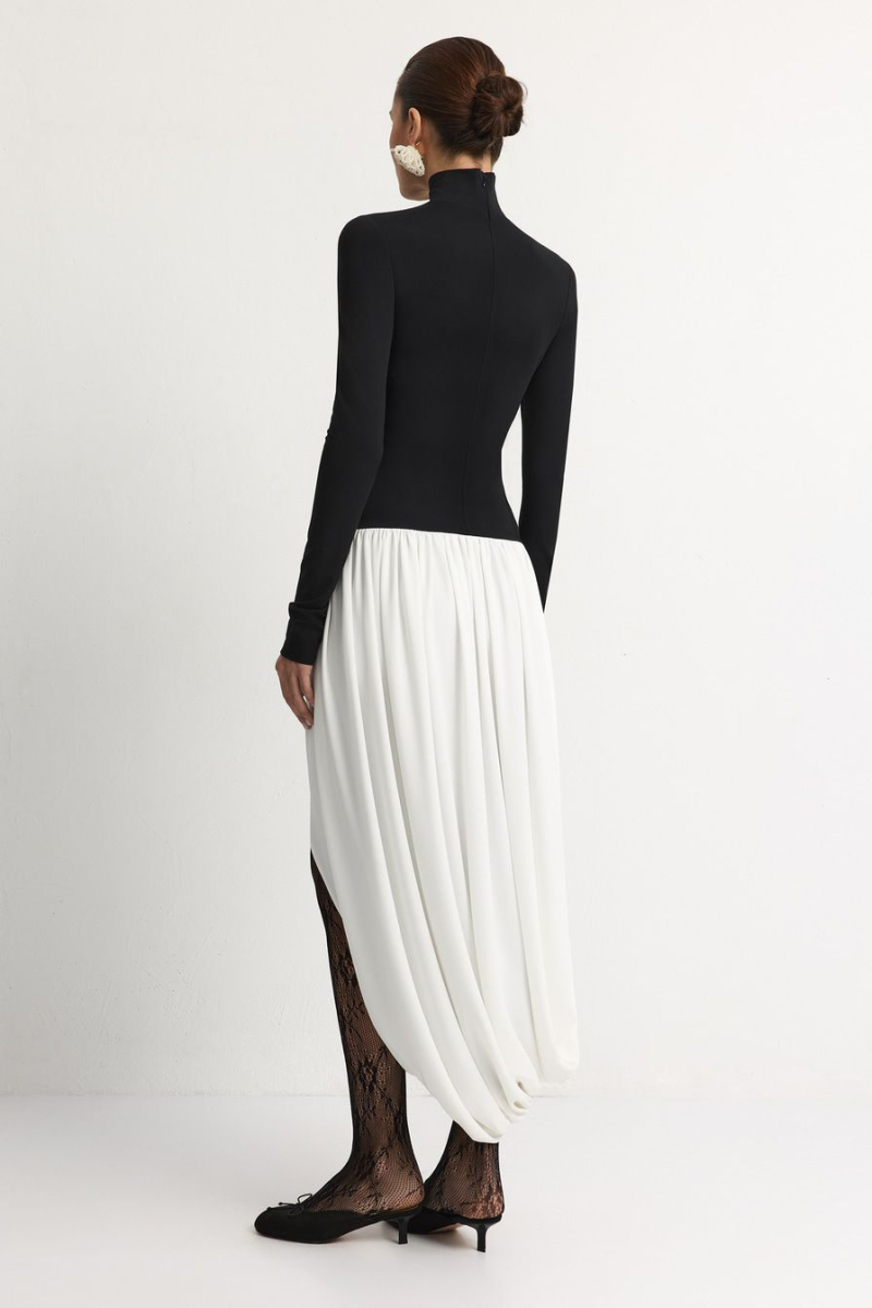 Платье с добавлением вискозы и хлопка TOPTOP, цвет: черно-белый, TTS.012.18598.910 купить онлайн