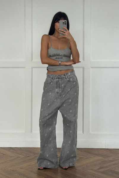 Джинсы на низкой посадке с паттерном Label .B, цвет: серый,  купить онлайн