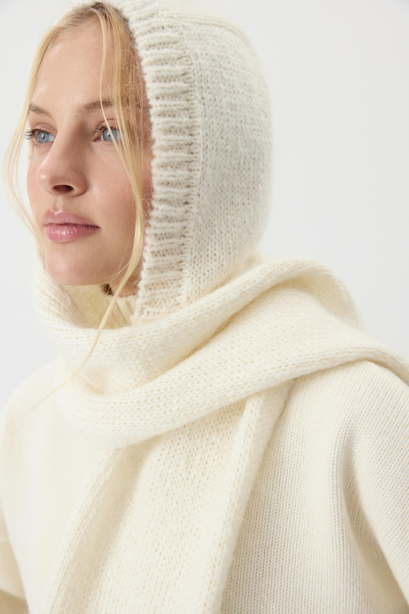 Косынка из шерсти мериноса Charmstore, цвет: ванильный 602-44998-113 купить онлайн