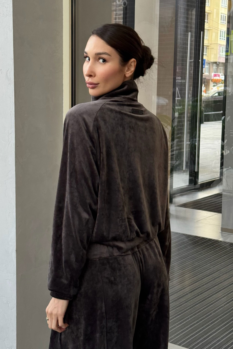 Свитшот из велюра BROWN Label .B, цвет: BROWN, Tp.02.3.3021.1025BRN купить онлайн