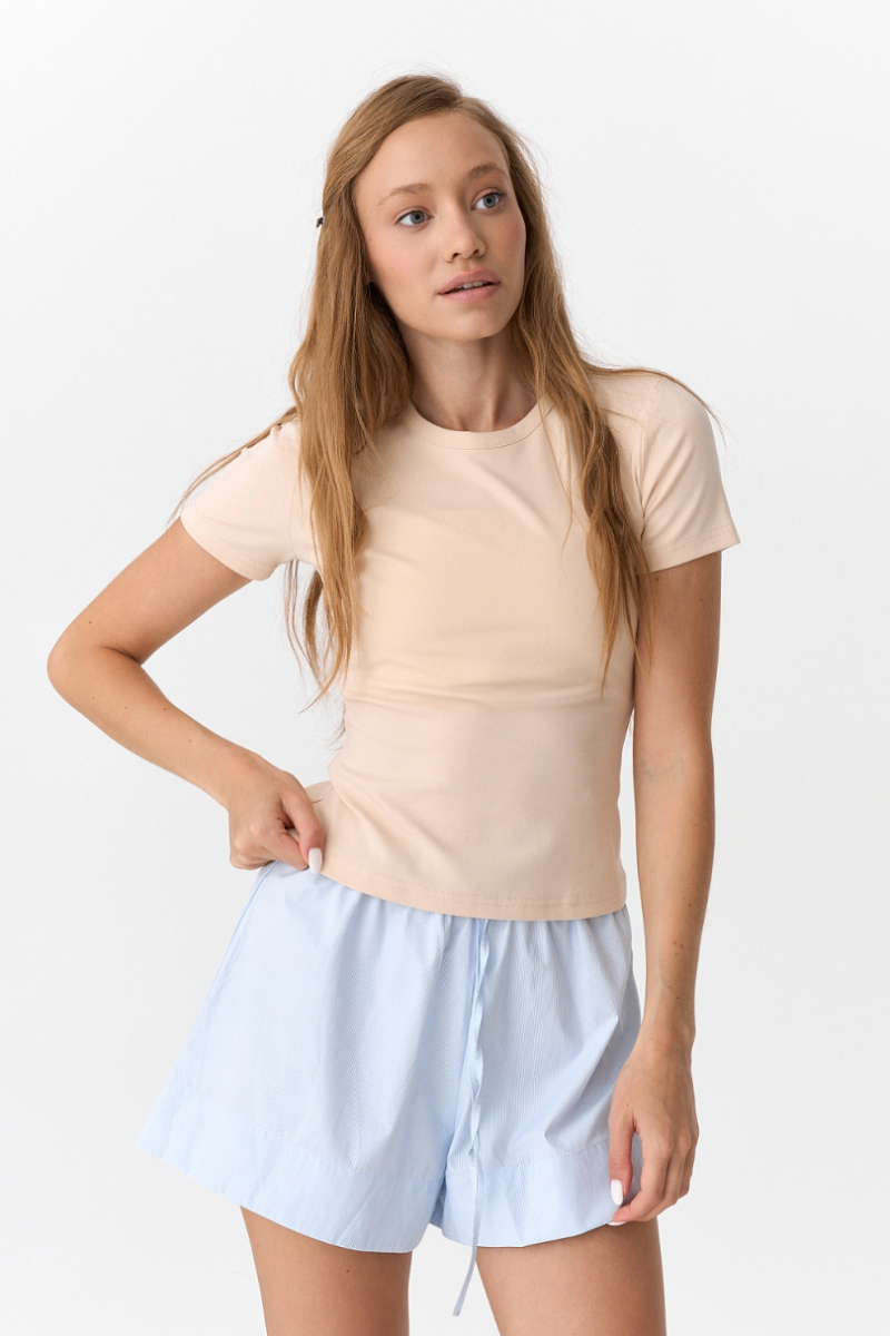 Футболка слим с окантовкой