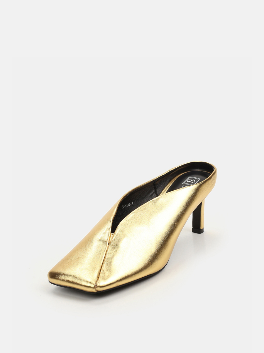 Мюли с закрытым квадратным мысом