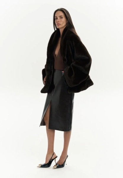 Шуба из эко меха на кулиске Manera Odevatca, цвет: коричневый, LWS-80-03-11 купить онлайн