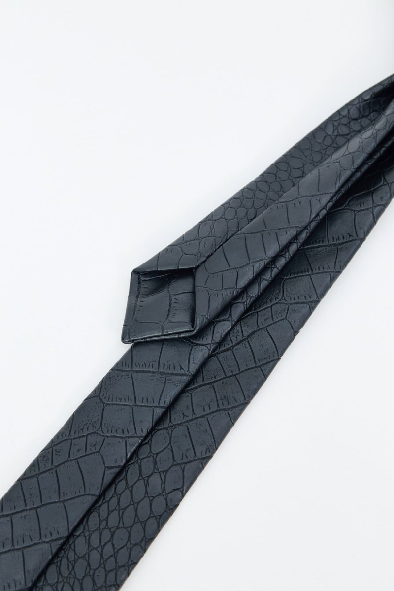 Галстук из экокожи TOPTOP, цвет: Черный TT.615.16475.900 купить онлайн