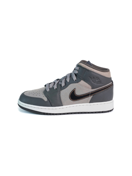 Кроссовки подростковые Jordan 1 Mid SE "Night Stadium" NKDADDYS SNEAKERS, цвет: серый FQ8341-017 купить онлайн