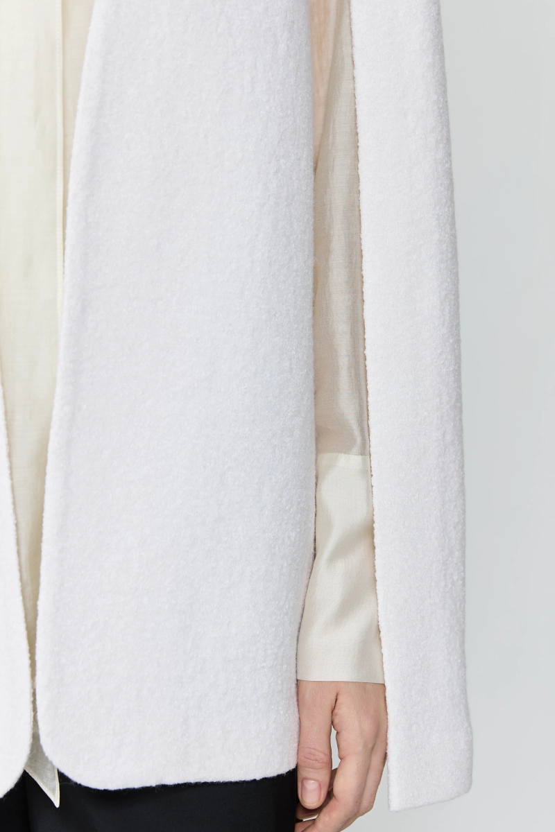 Жакет-кейп из букле AROUND, цвет: молочный, 2525_19VWPV01 купить онлайн