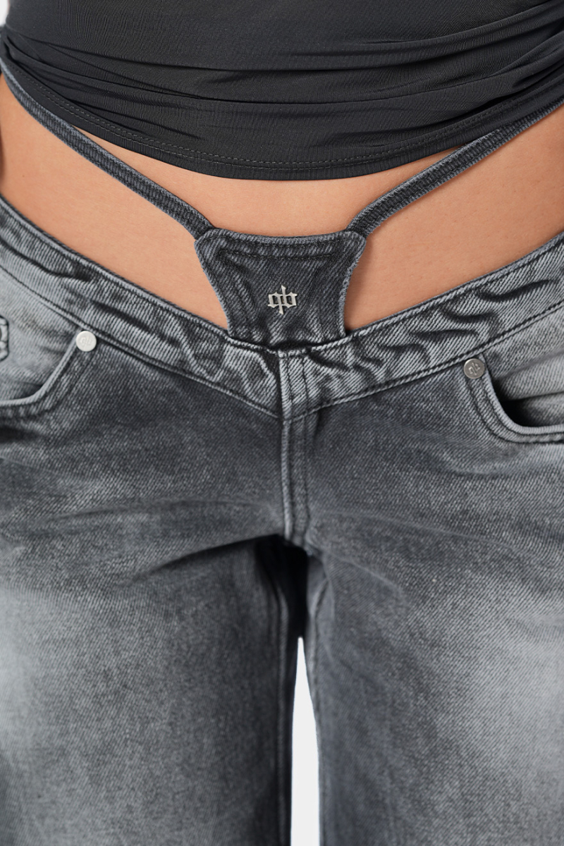 Джинсы Bikini qb A QUICK BUCK, цвет: black,  купить онлайн